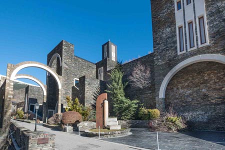 Santuario de Nuestra Señora de Meritxell meritxell canillo andorra