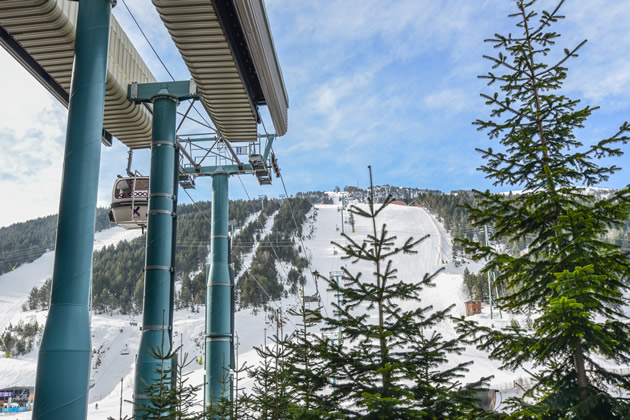 Vivir a pie de pistas de soldeu comprar chalet en soldeu